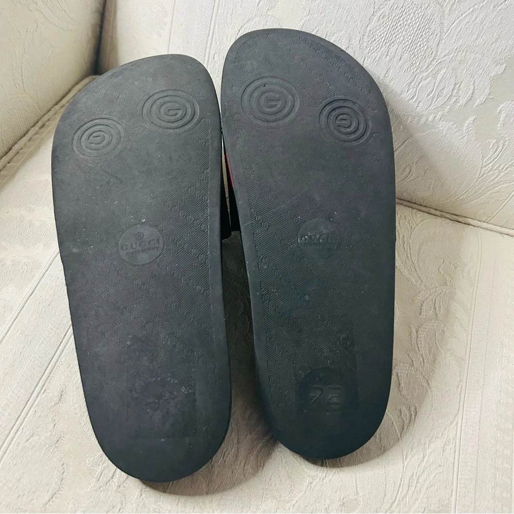 Classic chic! Gucci iconic Pursuit '72 Rubber Slide 'Black” size 9